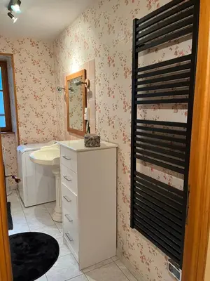 Salle de bains dans l'établissement Gîte 6 personnes Chez Gaby
