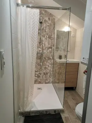 Salle de bains dans l'établissement Gite Le Fournil