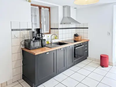 Cuisine ou kitchenette dans l'établissement Gîte Mourniac cœur village - Corrèze - 3ch - 6pers