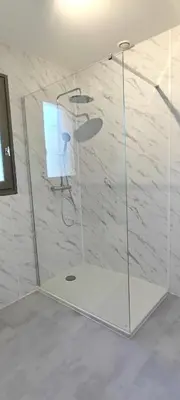 Salle de bains dans l'établissement La Petite Cassagne