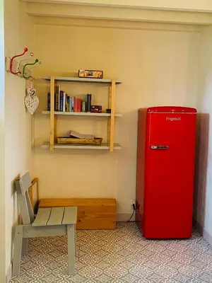 Bibliothèque dans la maison de vacances