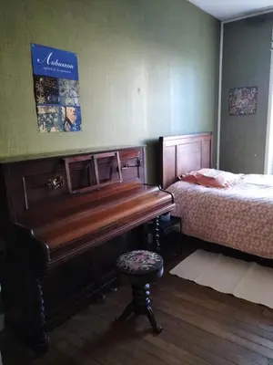 Un ou plusieurs lits dans un hébergement de l'établissement Au coeur d'un village creusois