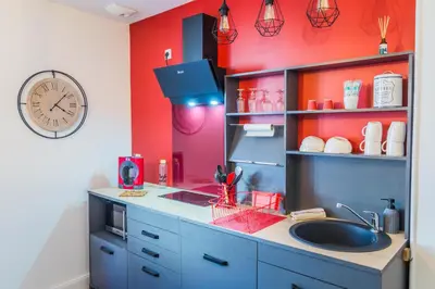 Cuisine ou kitchenette dans l'établissement Escale de Dali - 1 Chambre