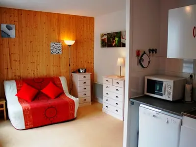 Cuisine ou kitchenette dans l'établissement Charmant studio au cœur de la station - FR-1-814-15