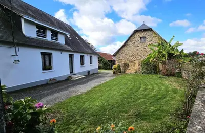 Jardin de l'établissement Gîte de France La maroussie 3 épis - Gîte de France 6 personnes MAE-5131