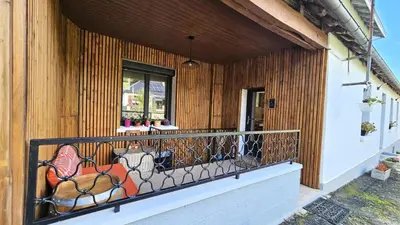 Balcon ou terrasse dans l'établissement Gîte de France La maroussie 3 épis - Gîte de France 6 personnes MAE-5131