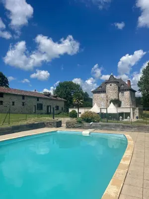 Piscine de l'établissement La Chatelleraie ou située à proximité
