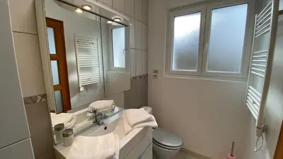Salle de bains dans l'établissement Joli petit appartement sur les hauteurs de BRIVE