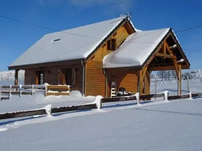 L'établissement Chalet Chez Picou en hiver