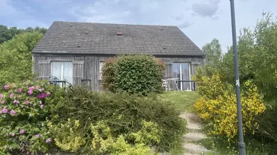 Jardin de l'établissement Gîte du bosquet