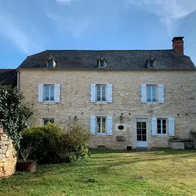 Maison de Charme avec Jardin à Jayac - FR-1-616-465