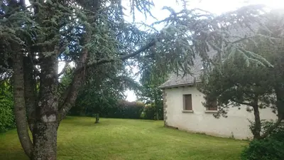 Jardin de l'établissement Maison récente type traditionnelle 9 couchages