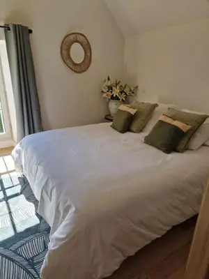 Un ou plusieurs lits dans un hébergement de l'établissement La Grange Périgord - Sarlat - Piscine privée