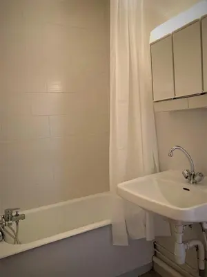 Salle de bains dans l'établissement Appartement double à Limoges