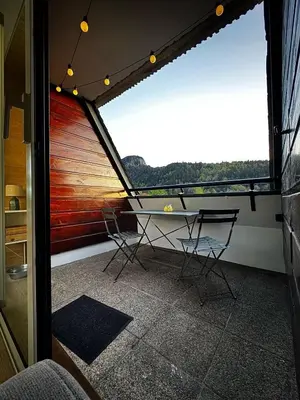 Balcon ou terrasse dans l'établissement Studio cosy Mont-Dore avec vue, balcon, parking