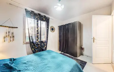 Un ou plusieurs lits dans un hébergement de l'établissement Gorgeous Home In Terrasson-Lavilledieu