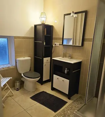 Salle de bains dans l'établissement SensAura