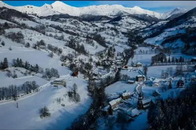 L'établissement Maison au pied du puy mary en hiver