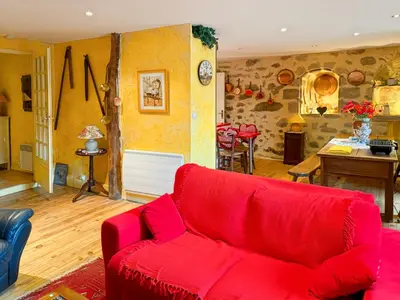 Coin salon dans l'établissement Maison de Village au cœur de Laroquebrou