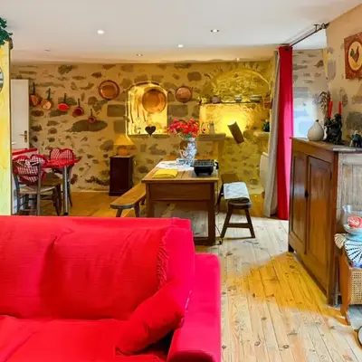 Maison de Village au cœur de Laroquebrou
