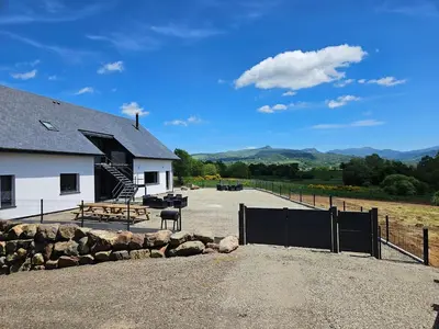 Vue générale sur la montagne ou vue sur la montagne depuis la maison de vacances