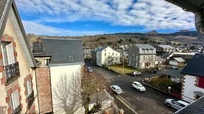 Vue générale sur la montagne ou vue sur la montagne depuis l'appartement