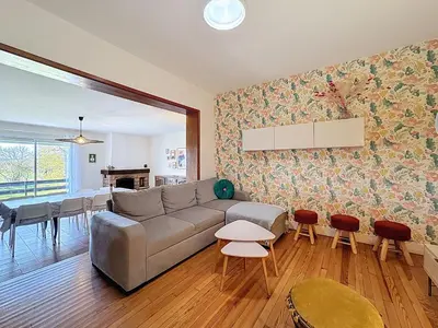 Coin salon dans l'établissement Chez Maurice Maison familiale & Campagne