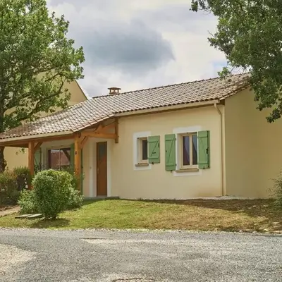 Bungalow in Lanzac near Dordogne River