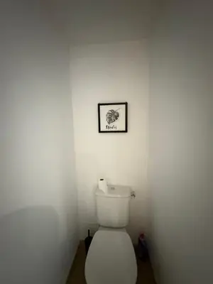 Salle de bains dans l'établissement La Villa Louana 4 Appartement neuf et moderne tout confort