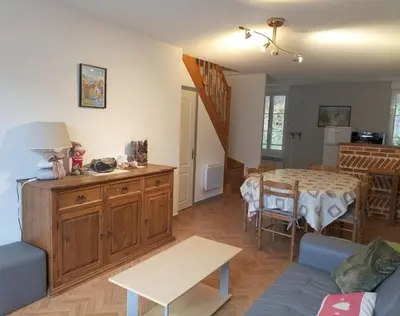 Coin salon dans l'établissement T3 Duplex Les Marmottes