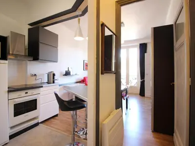 Cuisine ou kitchenette dans l'établissement Appartement T2 centre La Bourboule, 4 pers, Wifi - FR-1-608-285