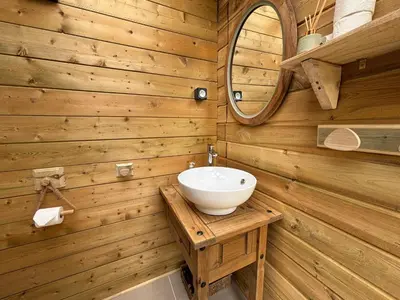 Salle de bains dans l'établissement Canvas chill-out