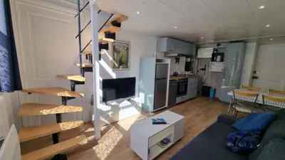 Cuisine ou kitchenette dans l'établissement SK-PADE du Mont-Dore
