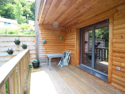 Balcon ou terrasse dans l'établissement Chalet moderne au Mont-Dore, 8 pers, terrasse, proximité centre - FR-1-608-286