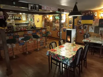 Salon ou bar de l'établissement Camping La Perle