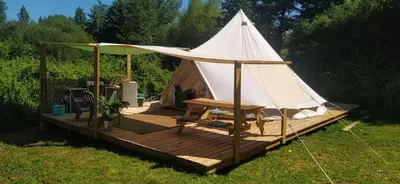 Jardin de l'établissement Relax in Nature Your Cozy, Fully Furnished Bell Tent Awaits