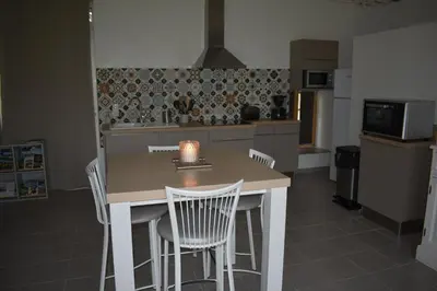 Cuisine ou kitchenette dans l'établissement Le chant des oiseaux