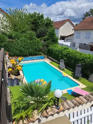 Piscine de l'établissement Maison ou située à proximité