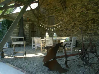 Terrasse ou espace extérieur de l'établissement Holiday Home in Limoges with Saltwater Pool