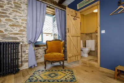 Salle de bains dans l'établissement Lou Castel Chambres d'Hôtes
