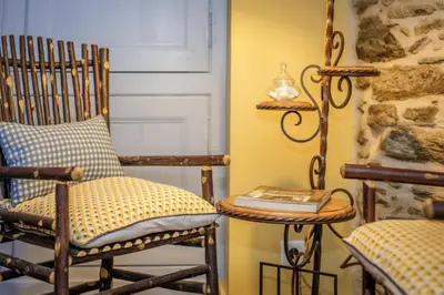 Coin salon dans l'établissement Lou Castel Chambres d'Hôtes