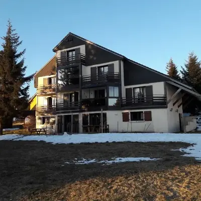 Appartement calme avec vue proche station - FR-1-814-92