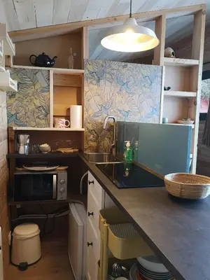 Cuisine ou kitchenette dans l'établissement le Nid de la Monne