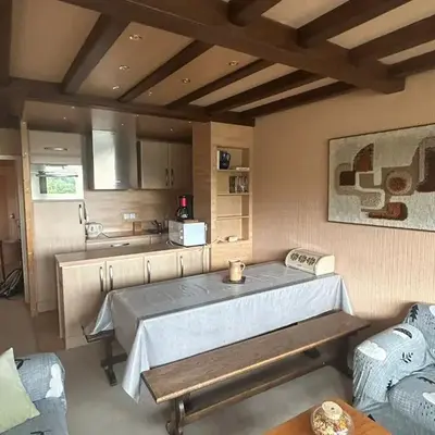 Appartement 5 pers à Super Besse avec Wi-Fi - FR-1-814-94