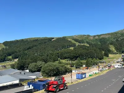 Vue générale sur la montagne ou vue sur la montagne depuis l'appartement