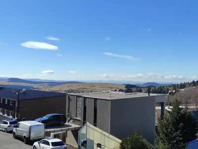 Vue générale sur la montagne ou vue sur la montagne depuis l'appartement