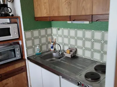 Cuisine ou kitchenette dans l'établissement Studio au Chandesse avec accès facile aux pistes - FR-1-814-113
