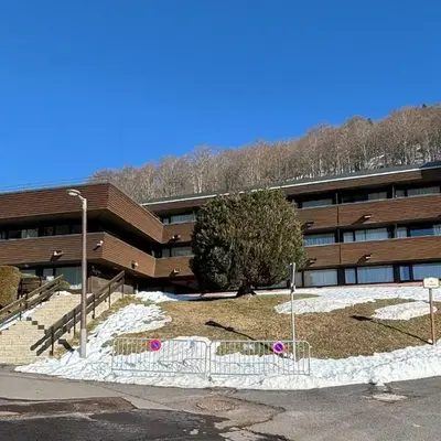 Studio moderne rénové aux pieds des pistes à Super Besse - FR-1-814-122