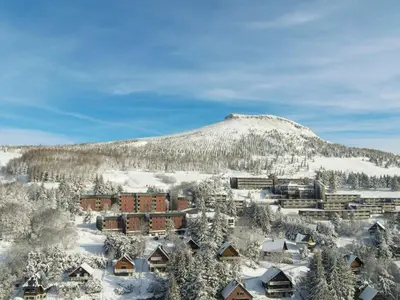 Vue générale sur la montagne ou vue sur la montagne depuis l'appartement