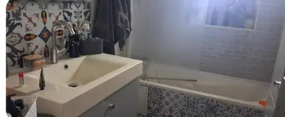 Salle de bains dans l'établissement Chambre chez l'habitant 